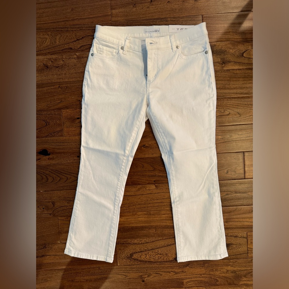 LOFT white kick crop pants size 4P